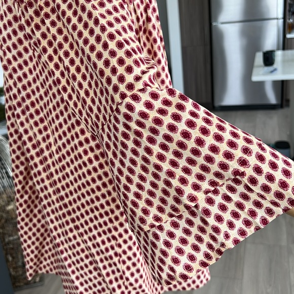 New LASCANA For Venus Medallion Print Off Shoulder Top SzM - Picture 6 of 8